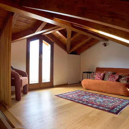 Nyaraló Persimmon *