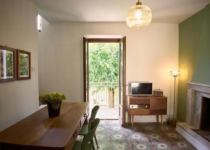 Hébergement de vacances Persimmon Ossuccio